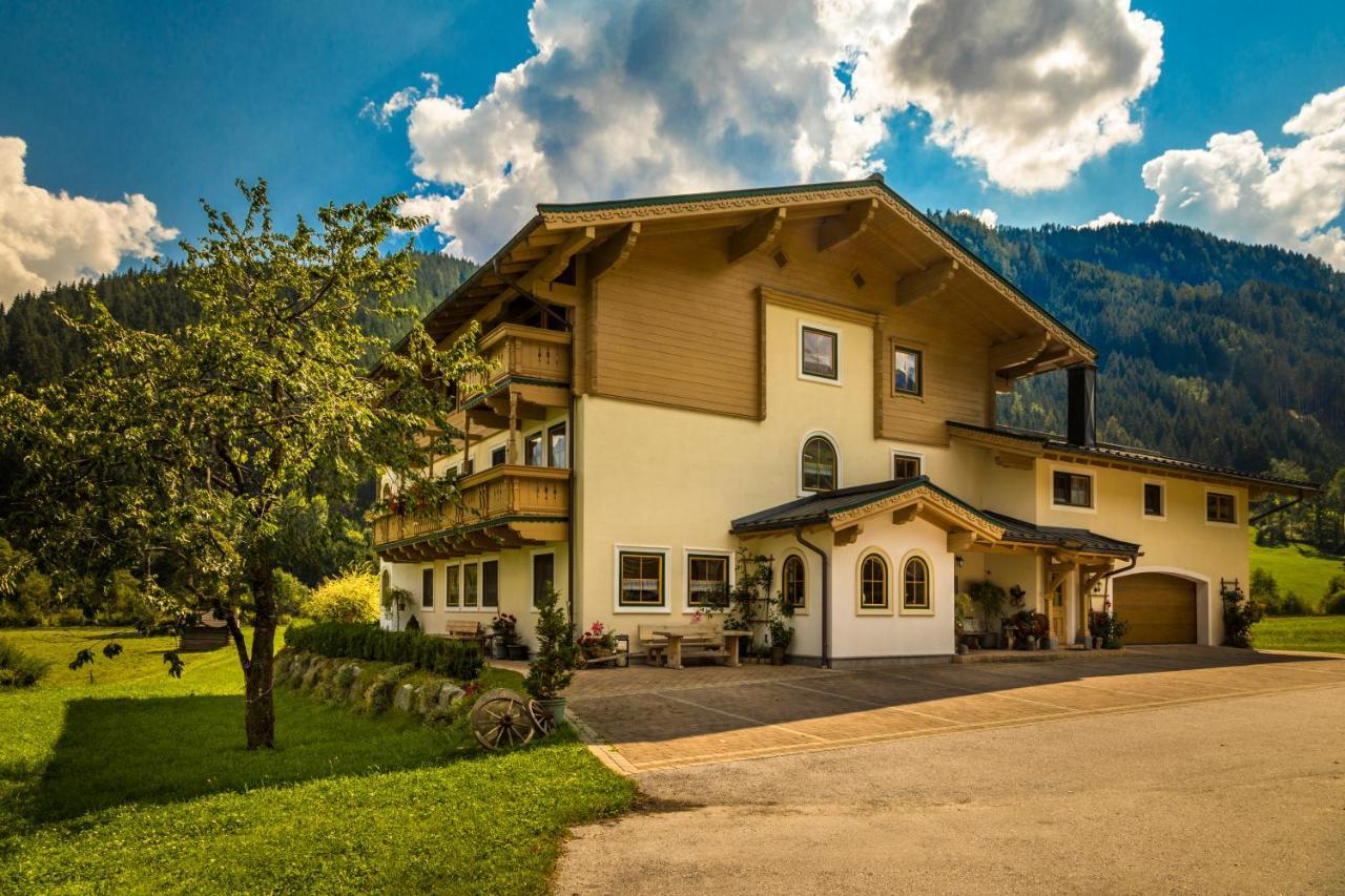 Bio-Bauernhof Obertrattenbachhof Neukirchen am Großvenediger Dış mekan fotoğraf